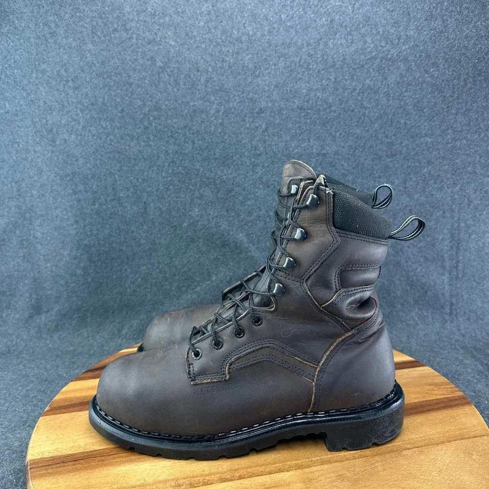 Red Wing 8 Inch Boots Men display picture 3
